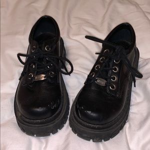 black platform lace up oxford shoes